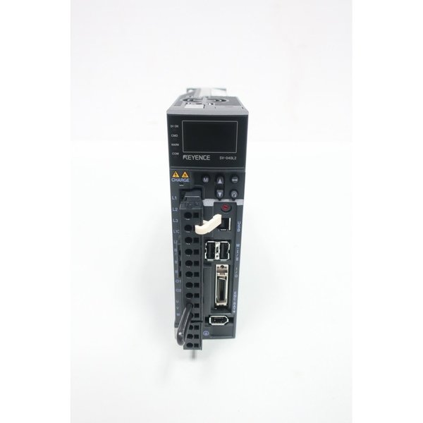 Keyence 0-400Hz 200-230V-AC 0-230V-AC 3Ph 400W Servo Drives and Amplifier SV-040L2